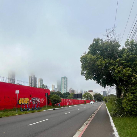 Via urbana da cidade de Novo Hamburgo, RS, Brasil